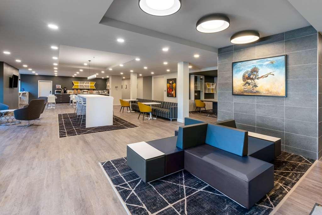 Microtel Inn & Suites By Wyndham Kanata Ottawa West Інтер'єр фото