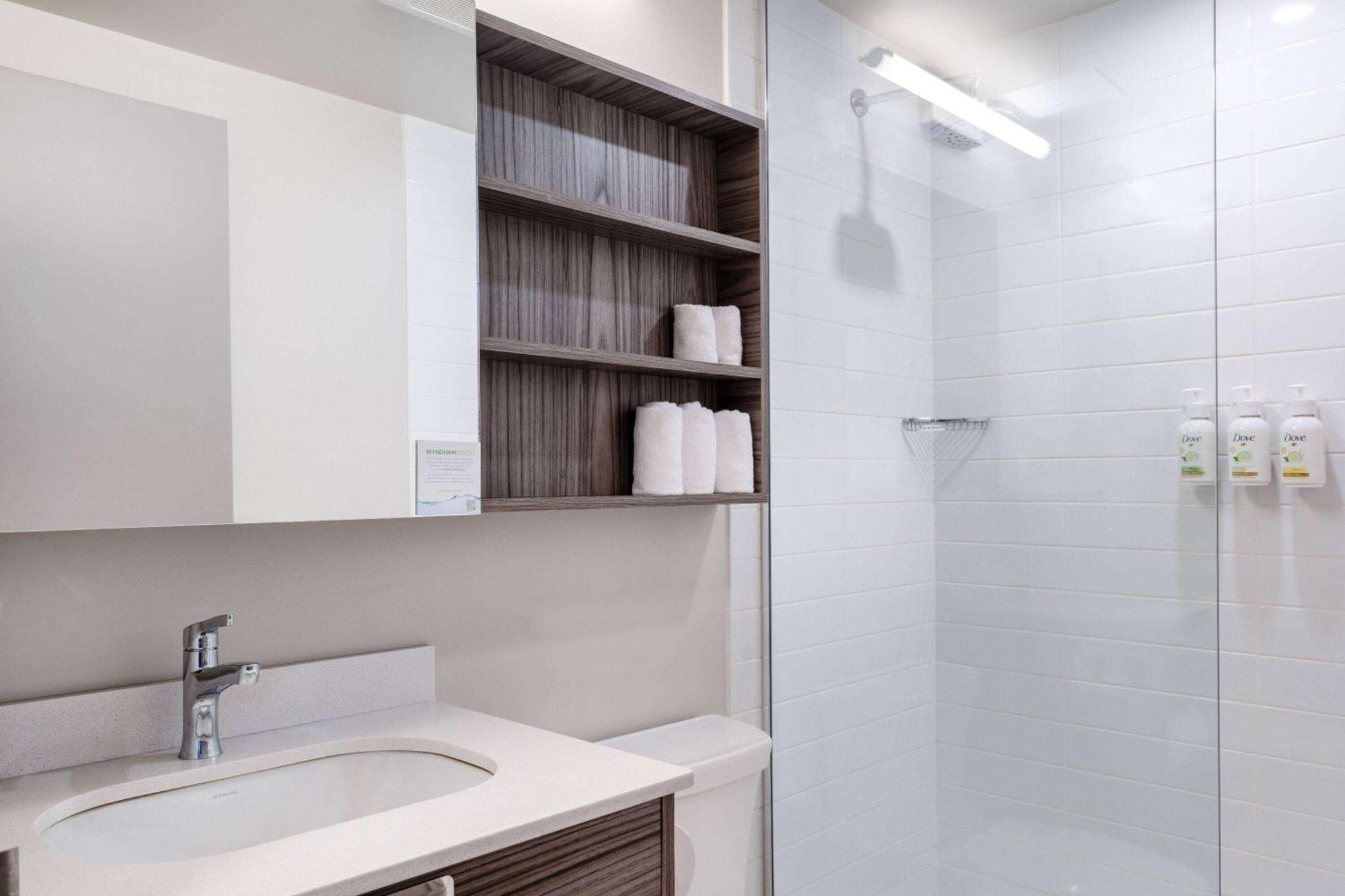 Microtel Inn & Suites By Wyndham Kanata Ottawa West Екстер'єр фото