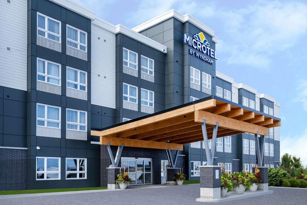 Microtel Inn & Suites By Wyndham Kanata Ottawa West Екстер'єр фото